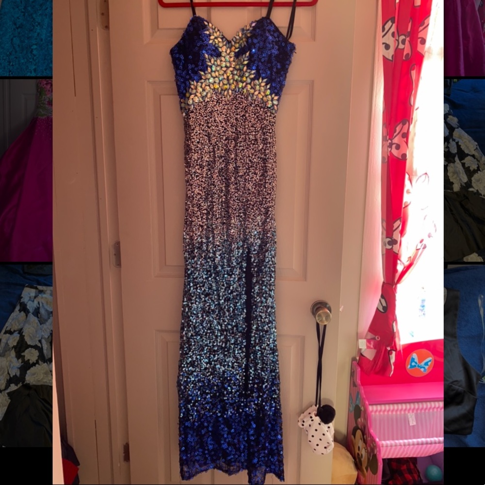 Ombre blue sequin fitted dress